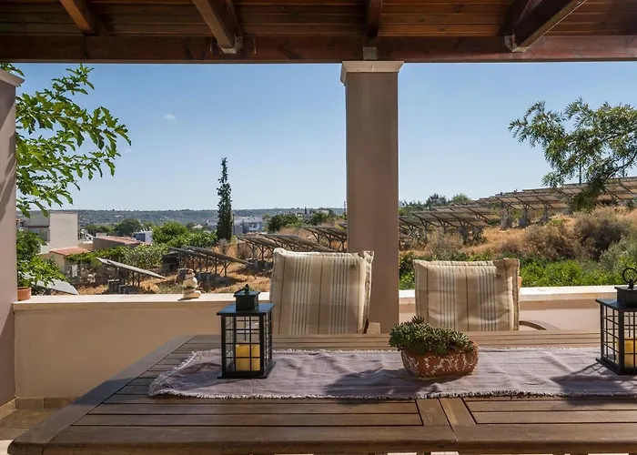 Tholos Apartments